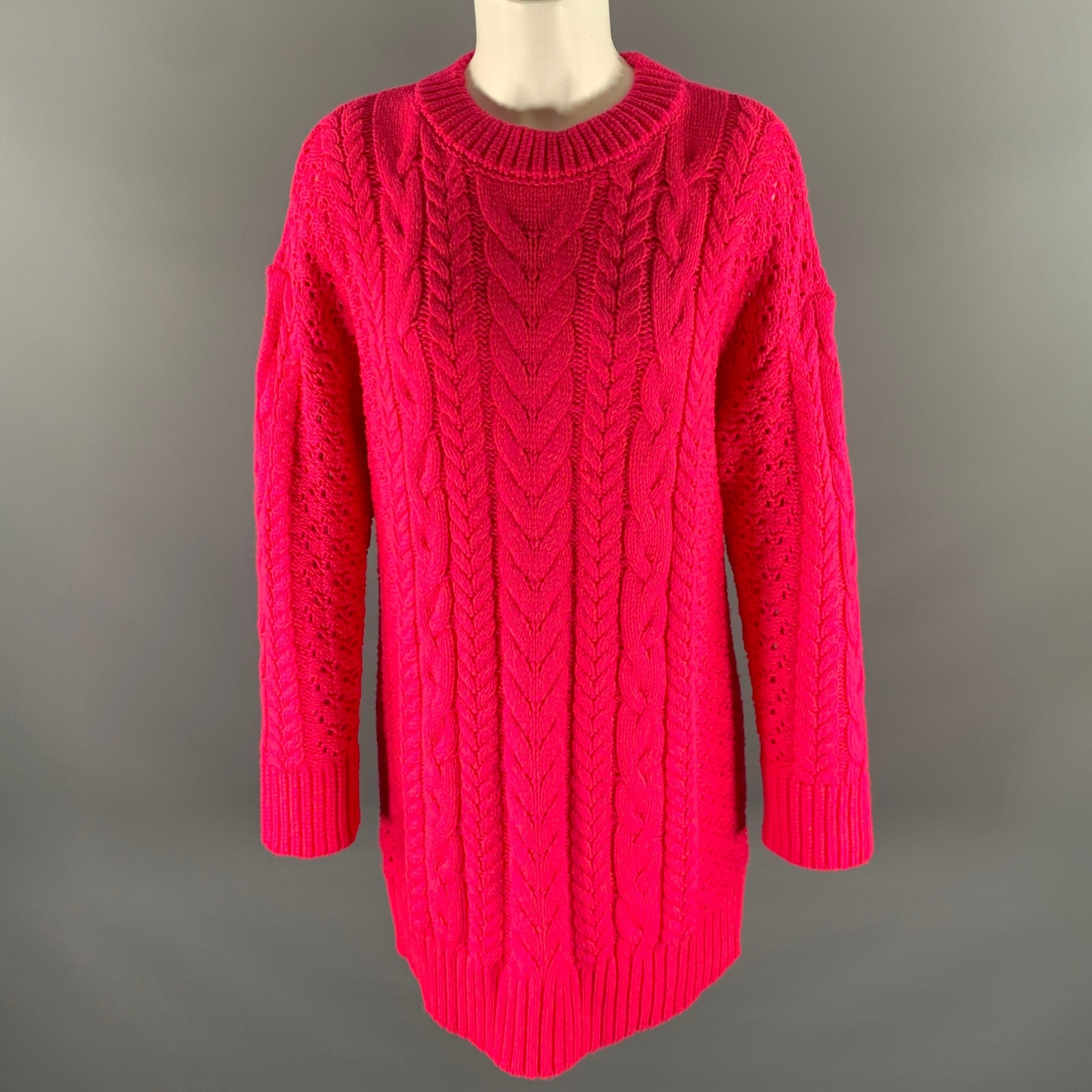 Alice + Olivia Size M Pink Wool Blend Cable Knit Crew-Neck Sweater